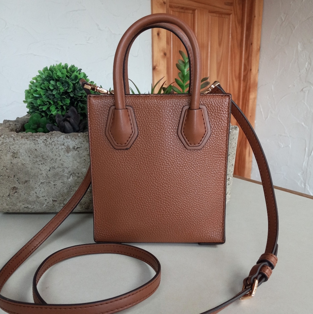 Michael Kors*FREE Mercer Extra-Small Pebbled Leather Crossbody Bag - Picture 5 of 9